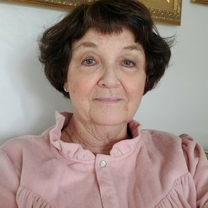 Meet your Posher, Janet